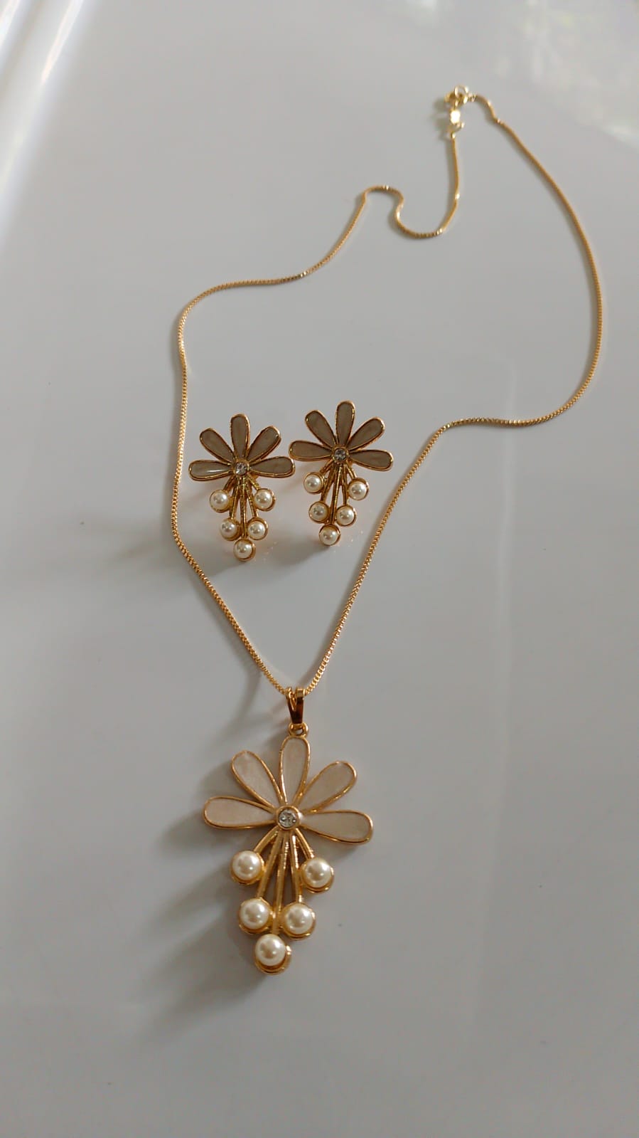 CONJUNTO FLOR E PEROLA