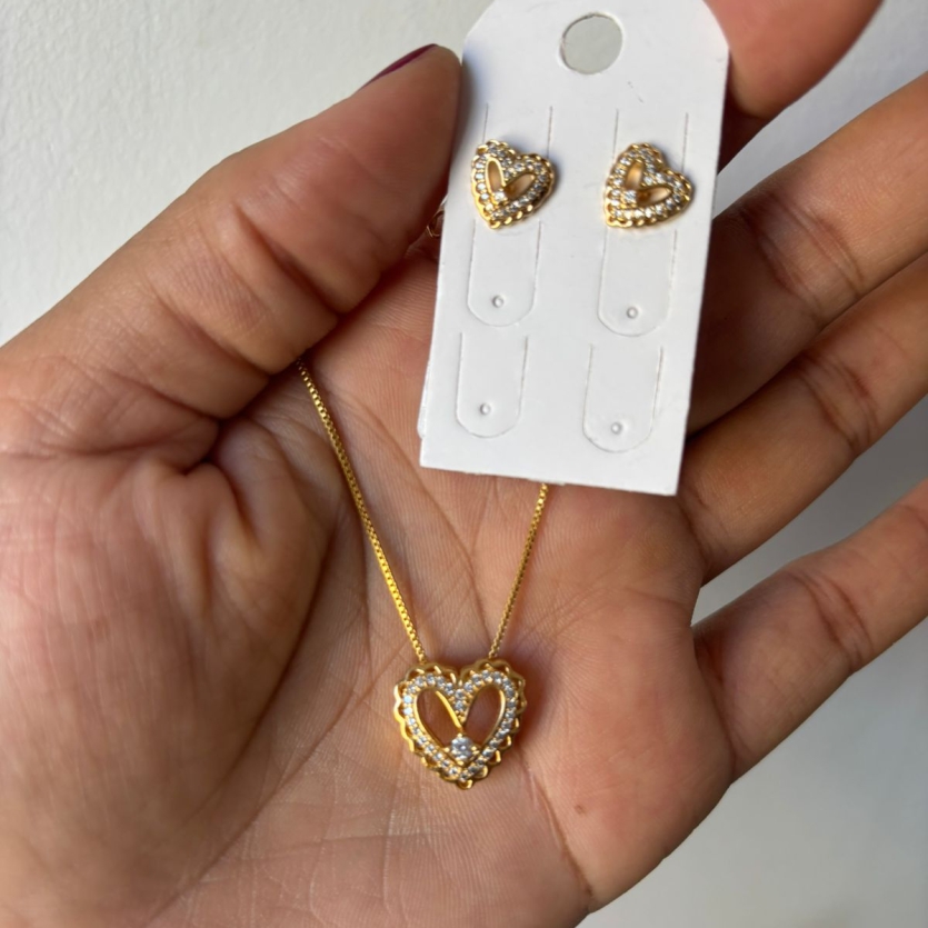 CONJUNTO CORAÇÃO CRAVEJADO